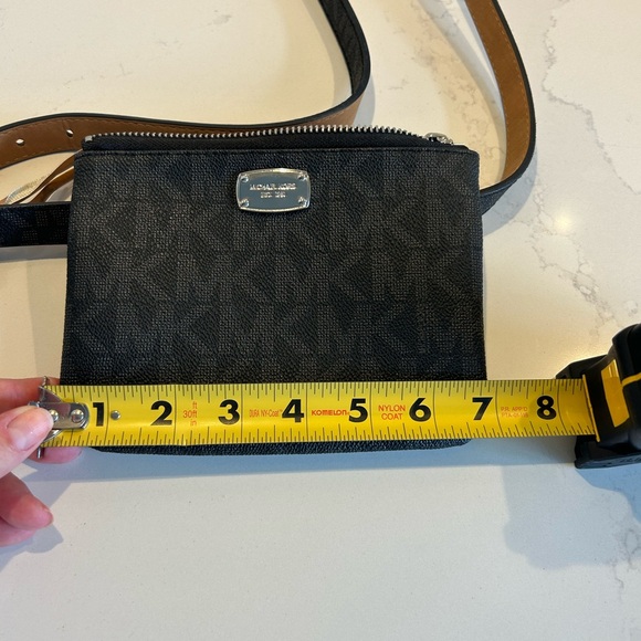 Michael Kors black and grey belt bag - Picture 3 of 4